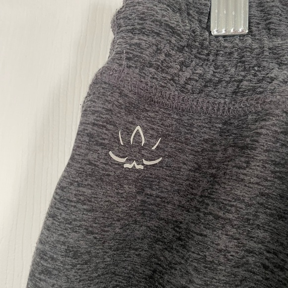 Beyond Yoga Spacedye Worked Up Shorts Black Charcoal Size Large - Picture 5 of 6